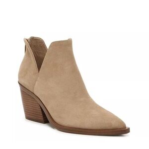 Vince Camuto Women's Tan Ankle Boots